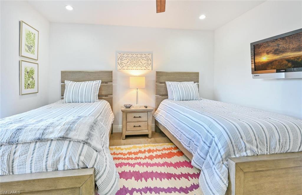 3105 Riviera DR # 201 Unit: A-201