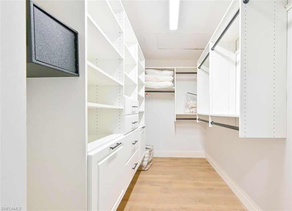 3105 Riviera DR # 201 Unit: A-201