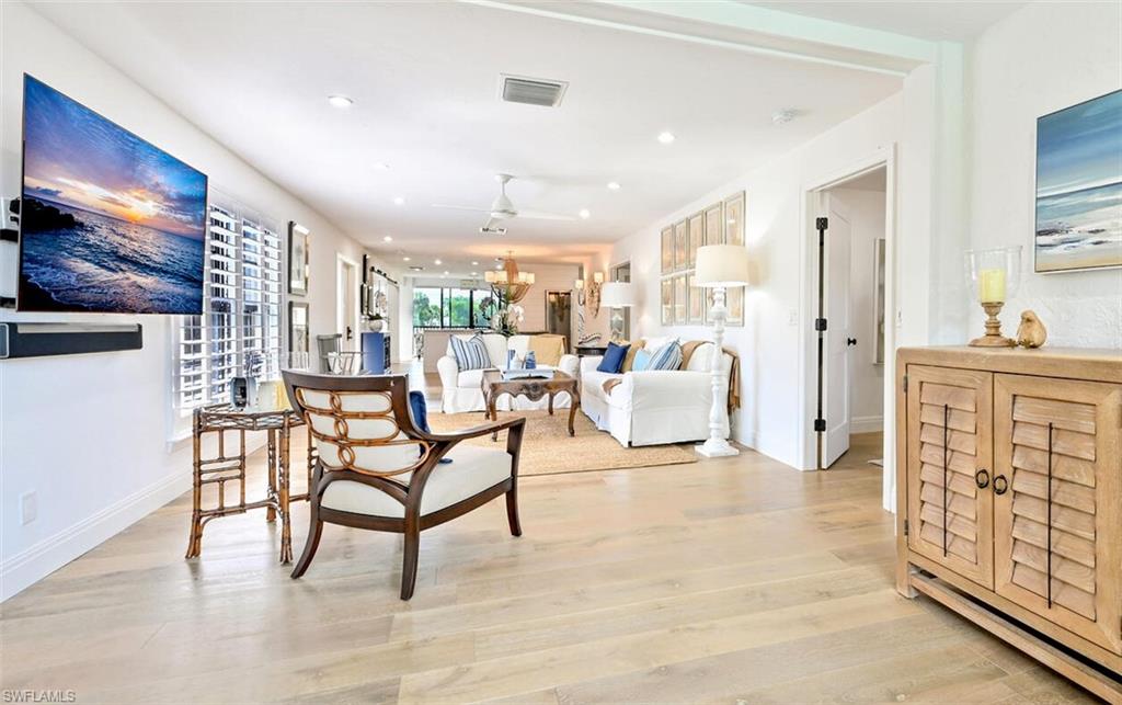 3105 Riviera DR # 201 Unit: A-201