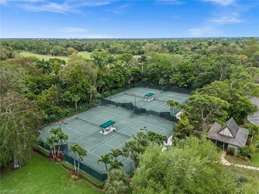 100 Tall Pine LN # 1101, NAPLES Unit: 1101