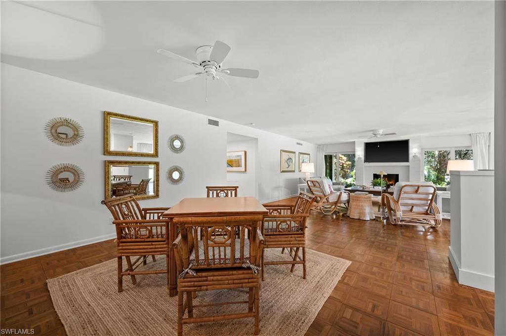 100 Tall Pine LN # 1101, NAPLES Unit: 1101