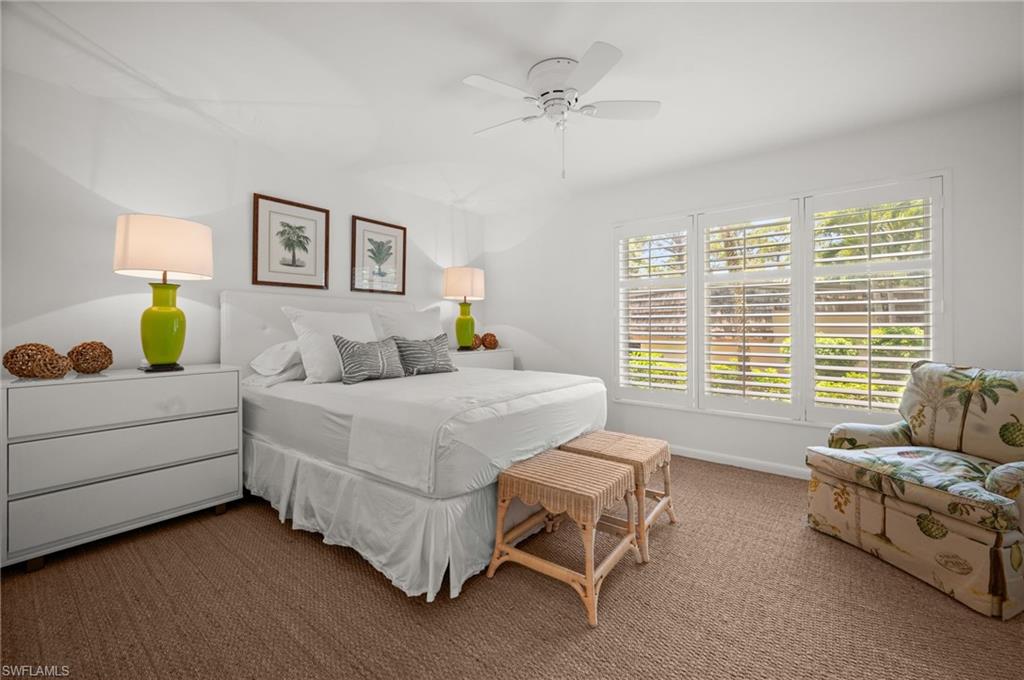 100 Tall Pine LN # 1101, NAPLES Unit: 1101