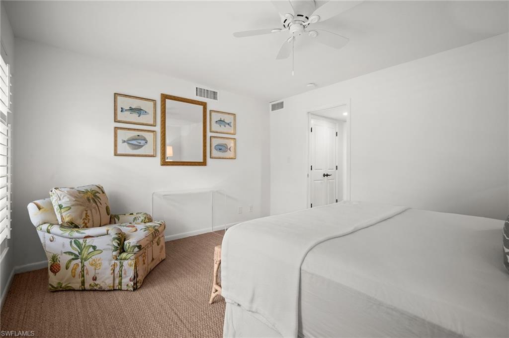 100 Tall Pine LN # 1101, NAPLES Unit: 1101