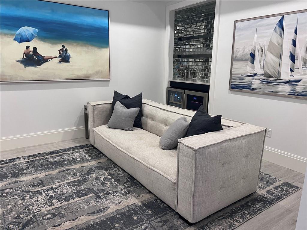 1135 3rd AVE S # 411