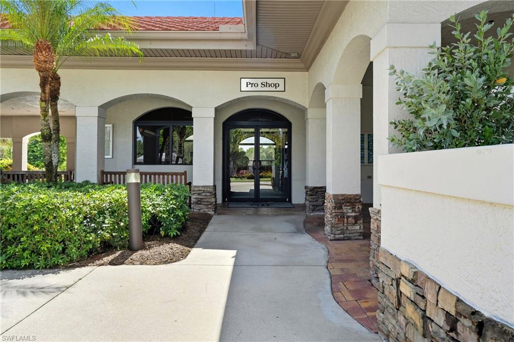 8655 Naples Heritage DR Unit: 3-324