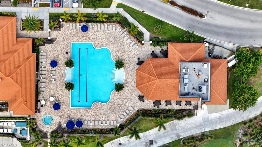 8655 Naples Heritage DR Unit: 3-324