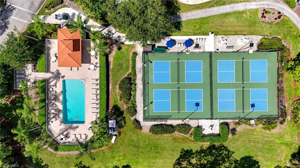 8655 Naples Heritage DR Unit: 3-324