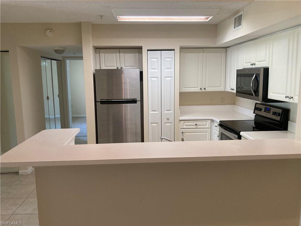 1210 Wildwood Lakes BLVD # 202