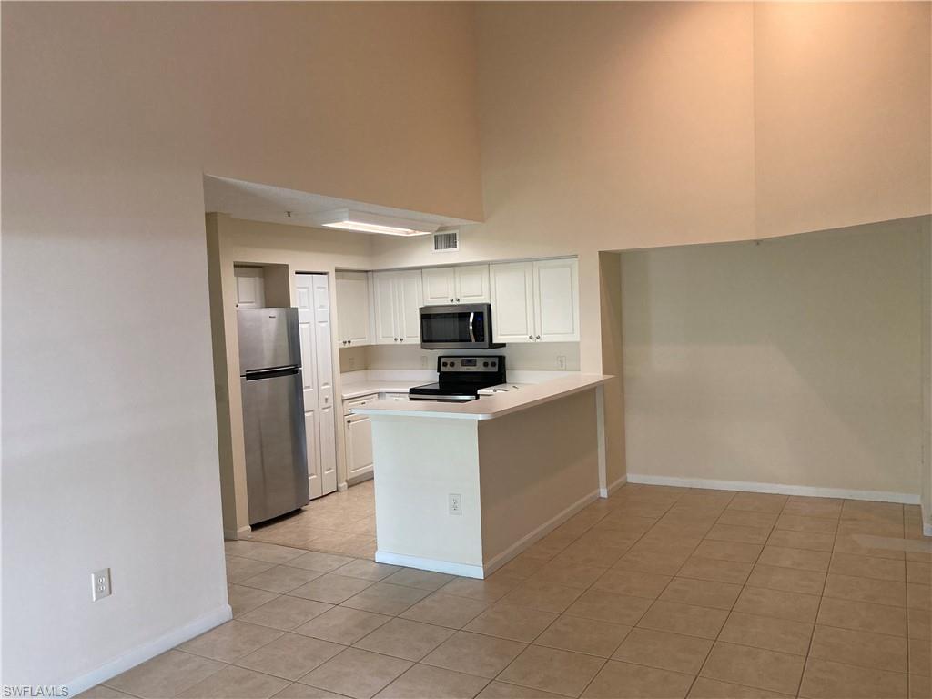 1210 Wildwood Lakes BLVD # 202