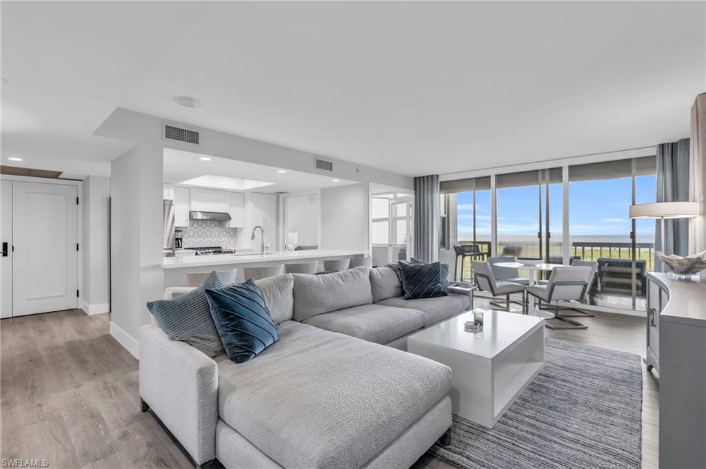 6573 Marissa LOOP # 1403