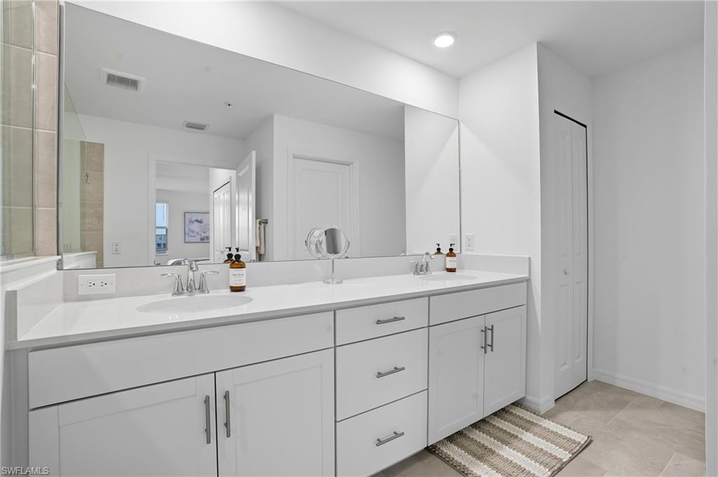 5667 Melbourne CT # 7812