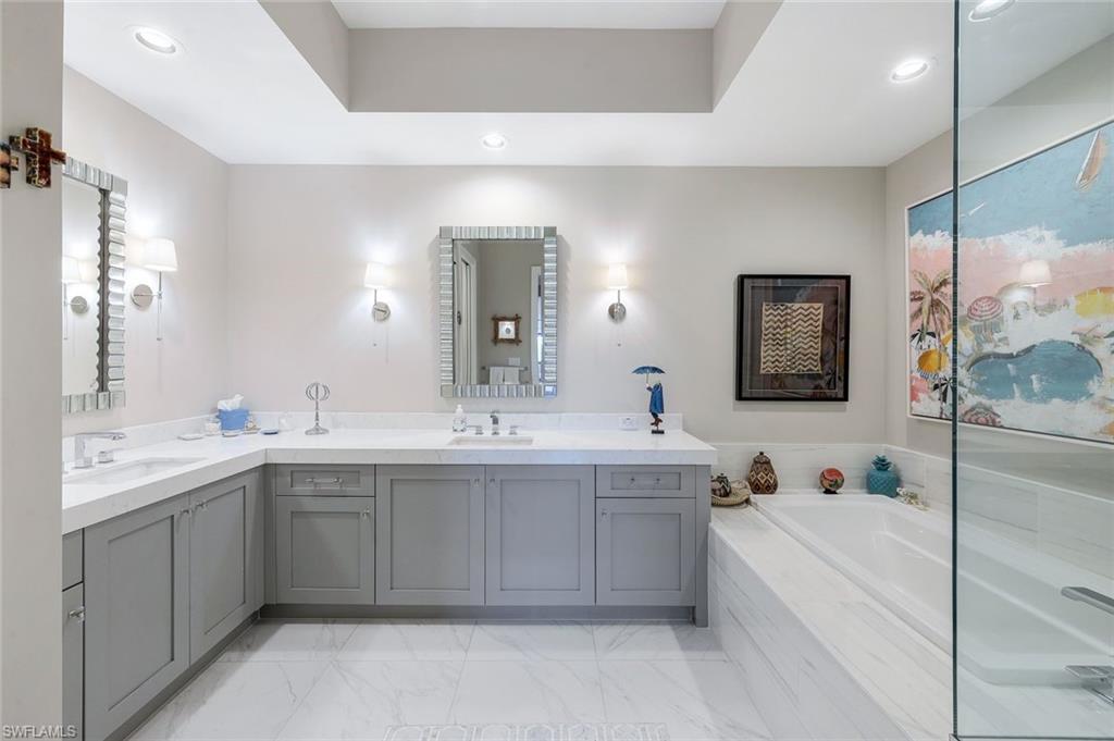 1135 3rd AVE S # 319