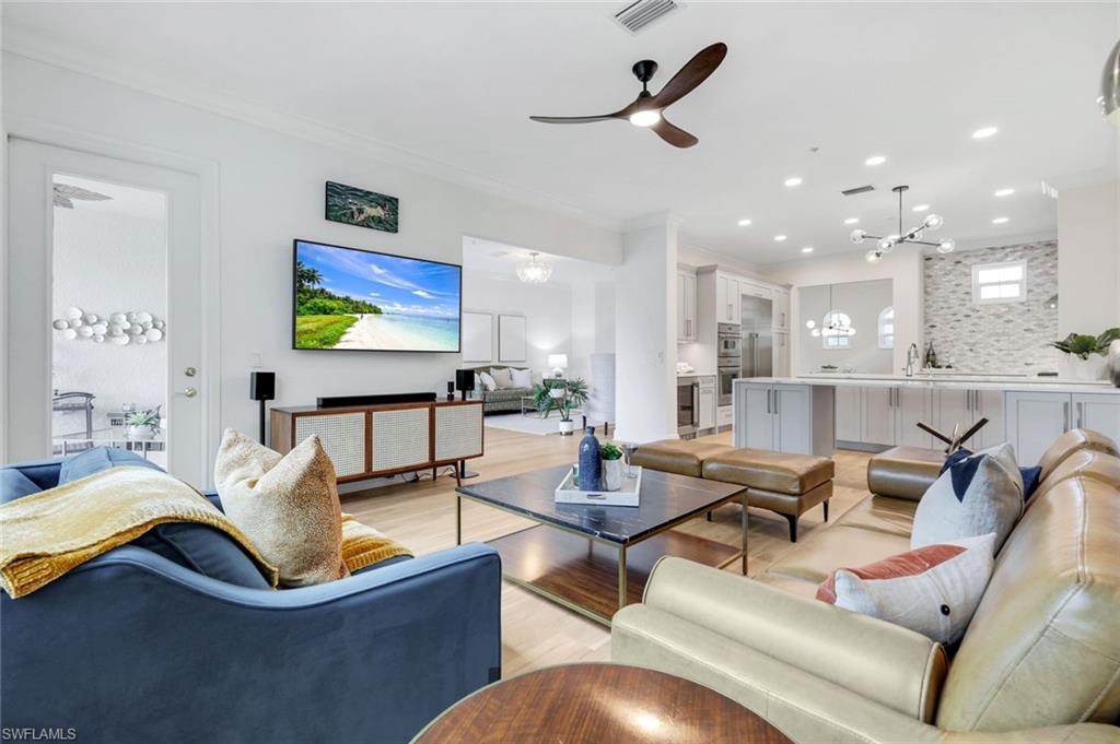 9242 Tesoro LN # 203 Unit: 1-203