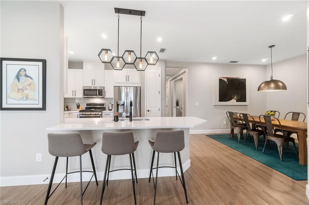 8021 Calle Canovas CT