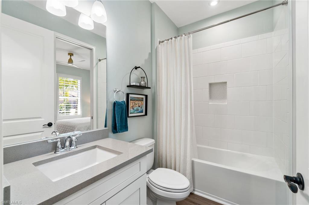 8021 Calle Canovas CT