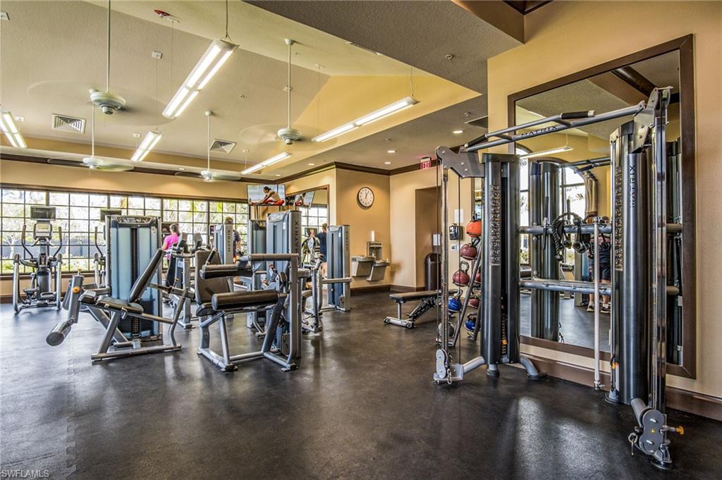 8021 Calle Canovas CT