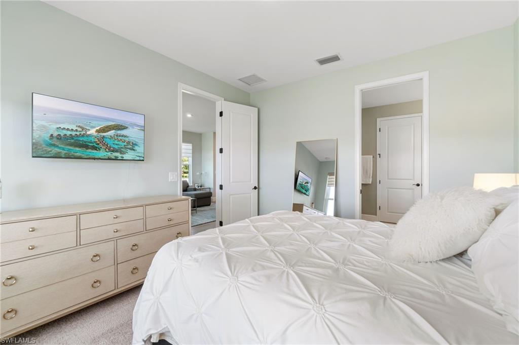 8021 Calle Canovas CT