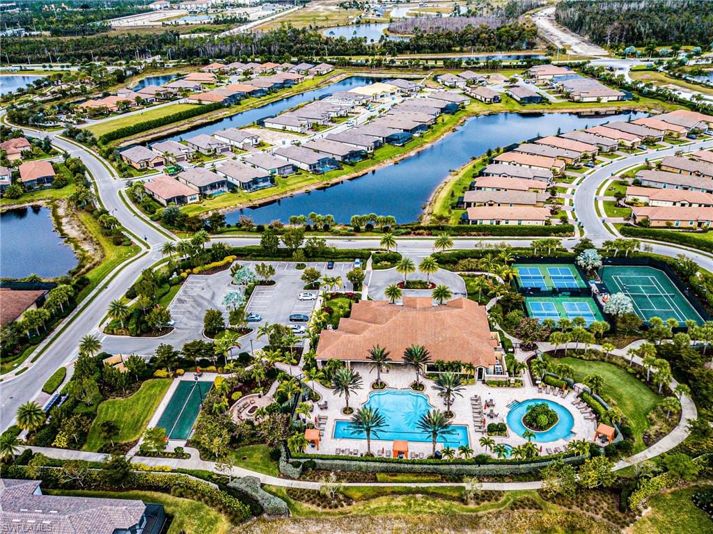 8021 Calle Canovas CT