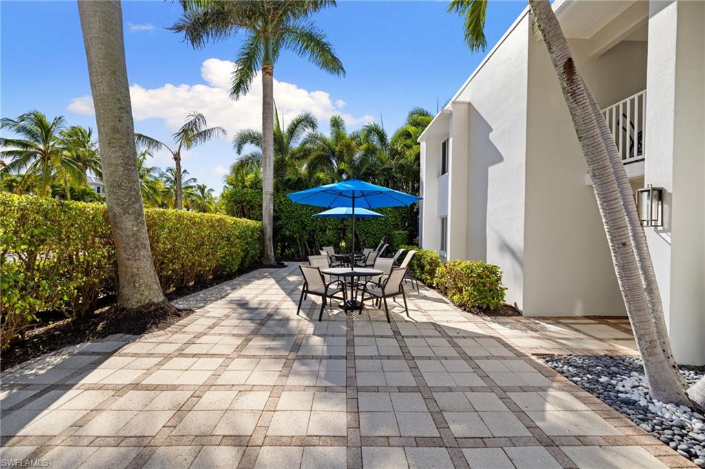 175 5th Avenue S # 204