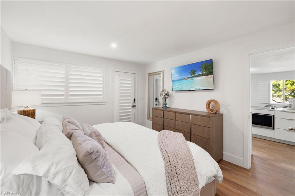 175 5th Avenue S # 204