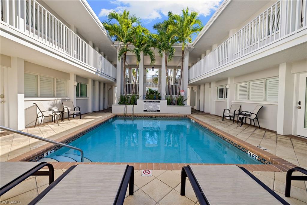 175 5th Avenue S # 204