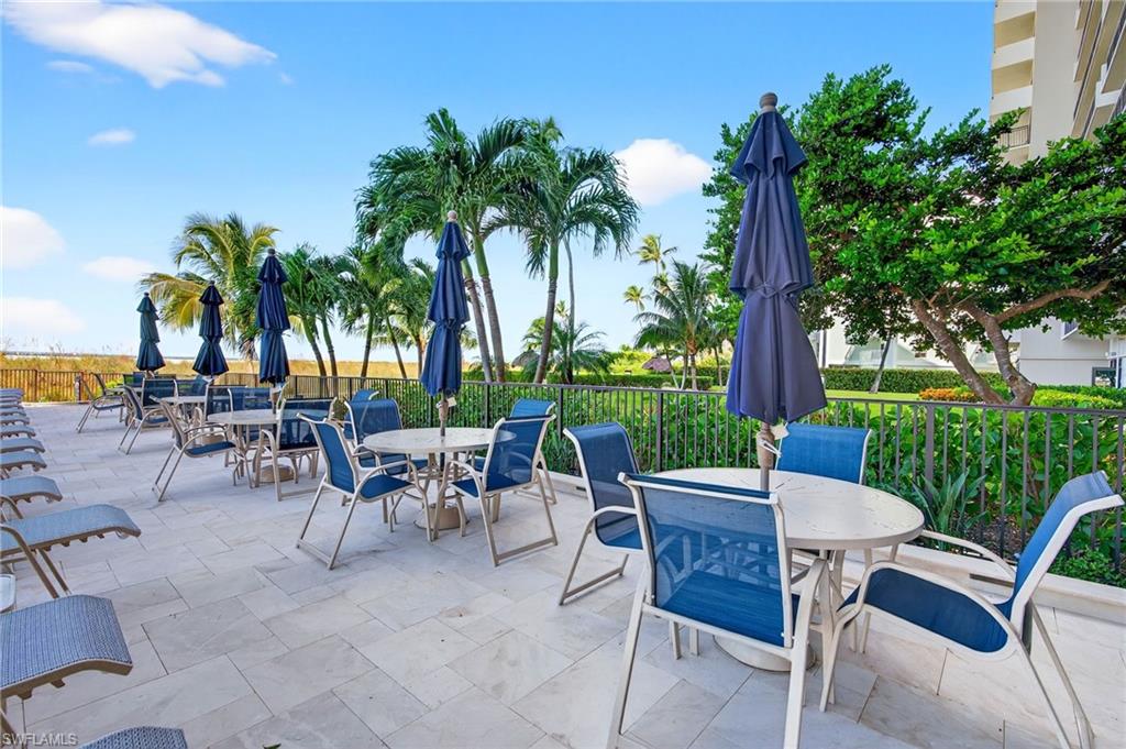 180 Seaview CT # 1002, MARCO ISLAND Unit: 1002