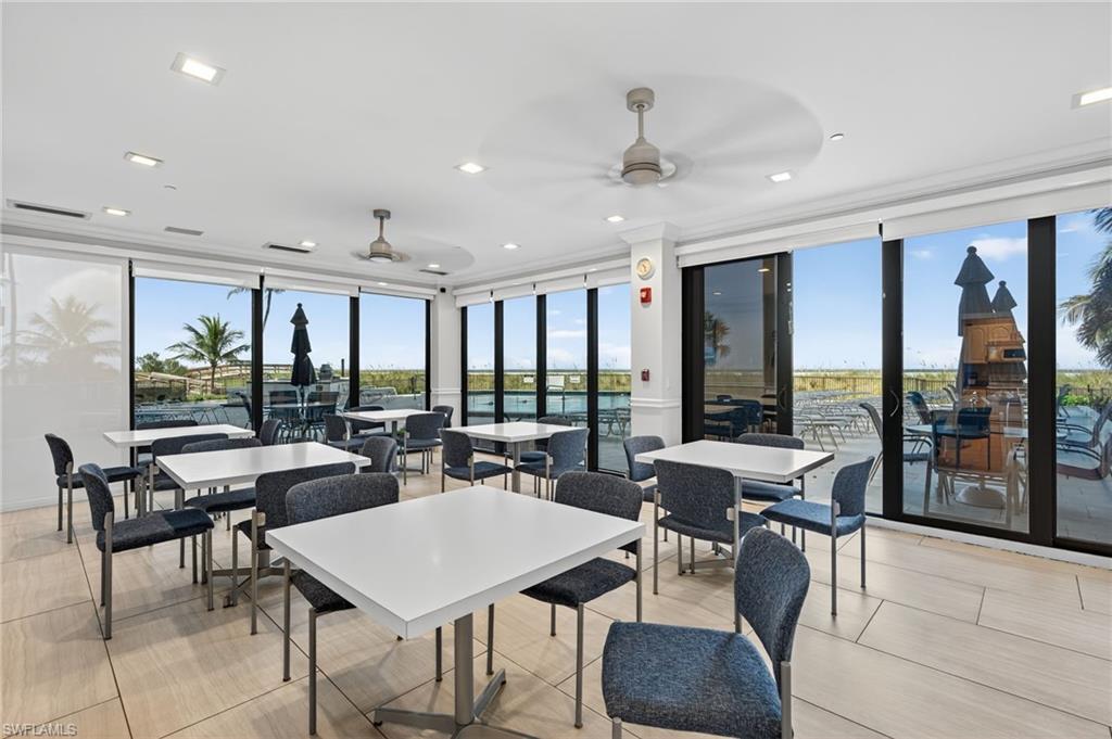 180 Seaview CT # 1002, MARCO ISLAND Unit: 1002