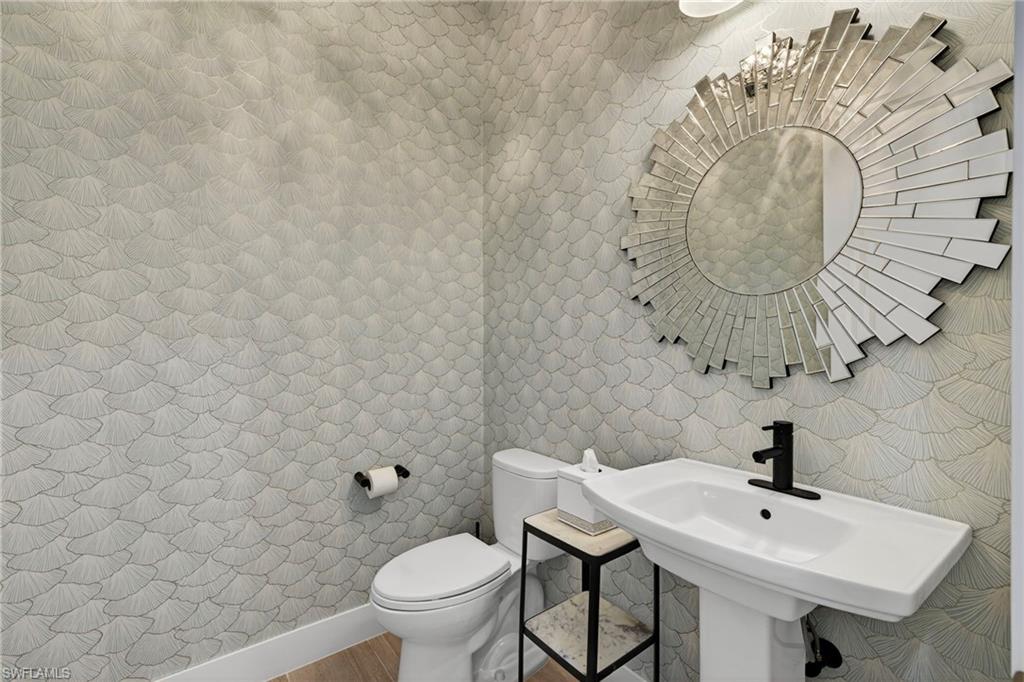 14338 Laguna Springs LN