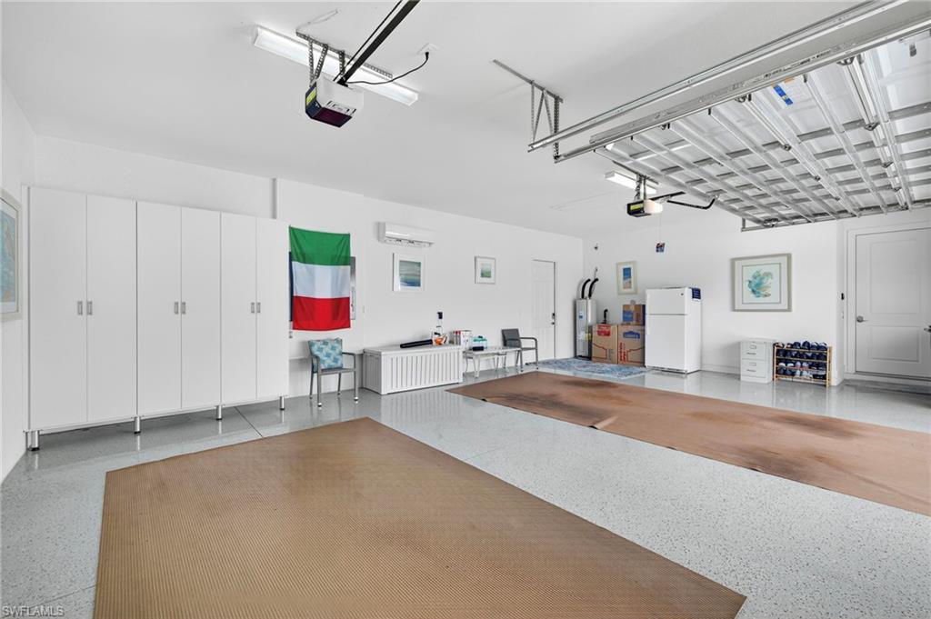 14338 Laguna Springs LN