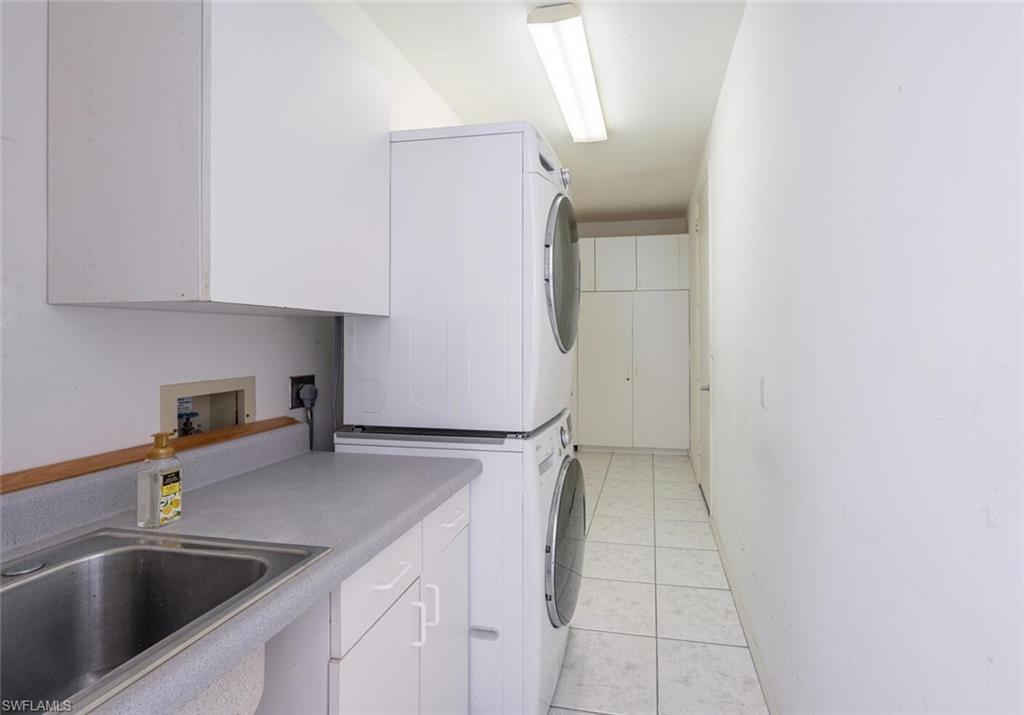 756 Charlemagne BLVD