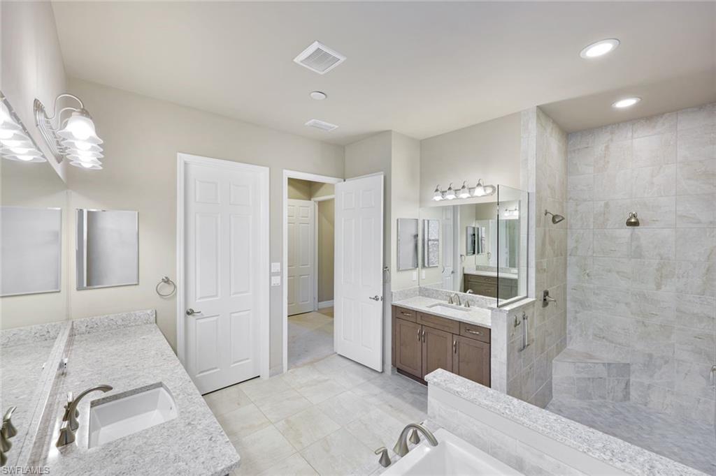 4394 Caldera CIR, NAPLES