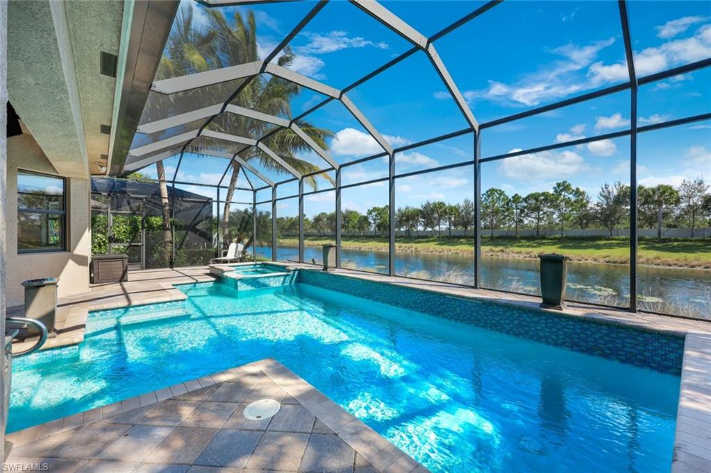 4394 Caldera CIR, NAPLES