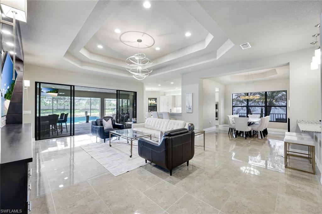 4394 Caldera CIR, NAPLES