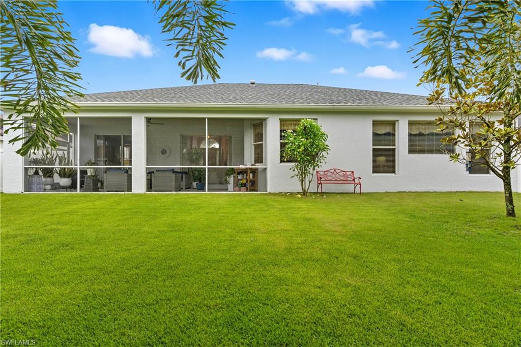 189 Skipping Stone LN, NAPLES