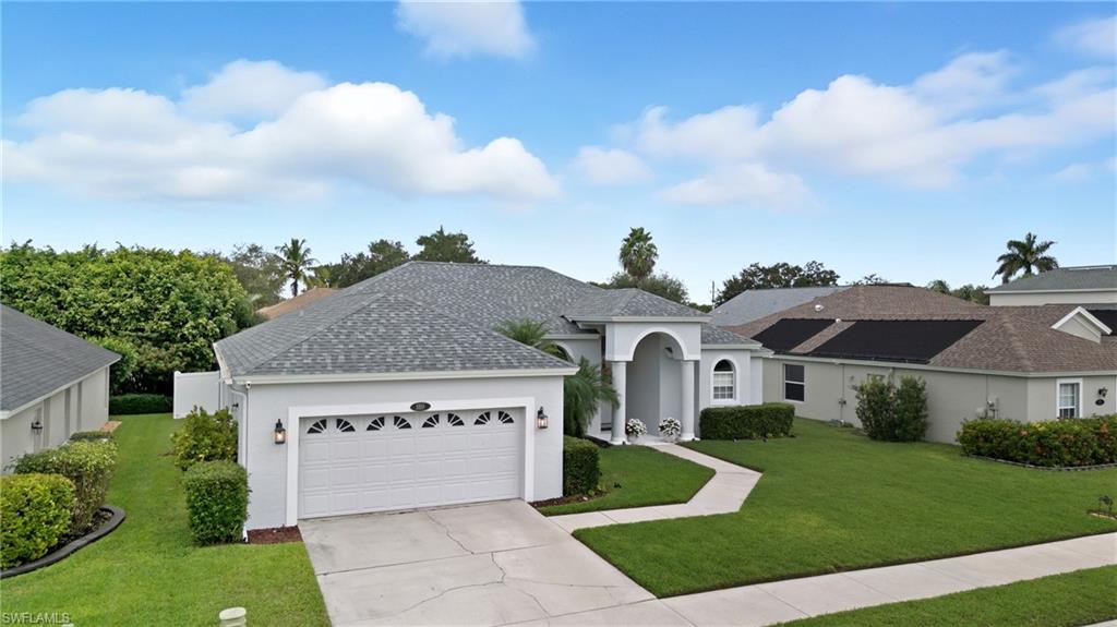 189 Skipping Stone LN, NAPLES