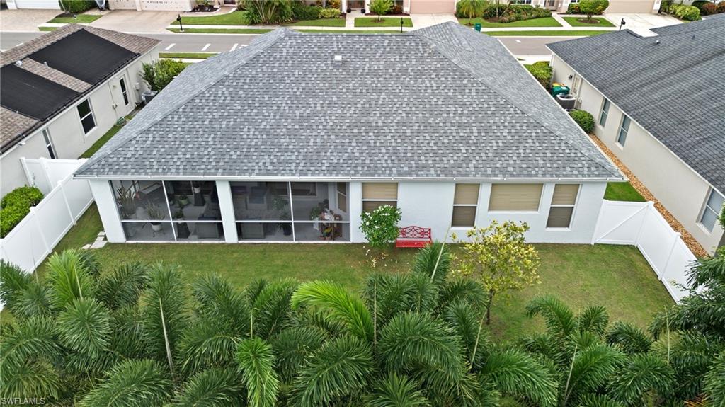 189 Skipping Stone LN, NAPLES