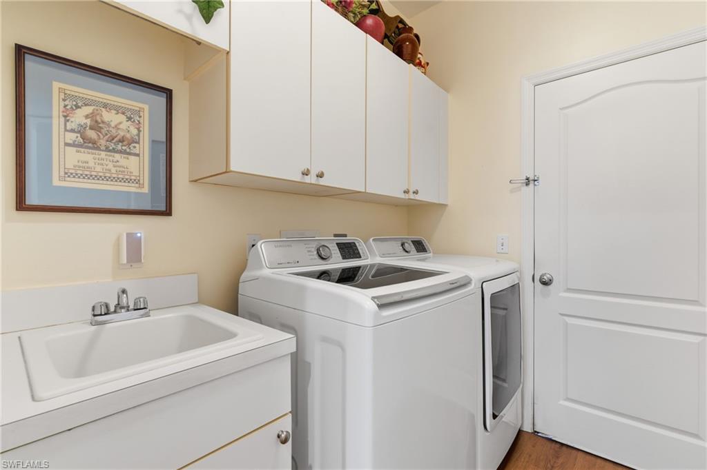 189 Skipping Stone LN, NAPLES