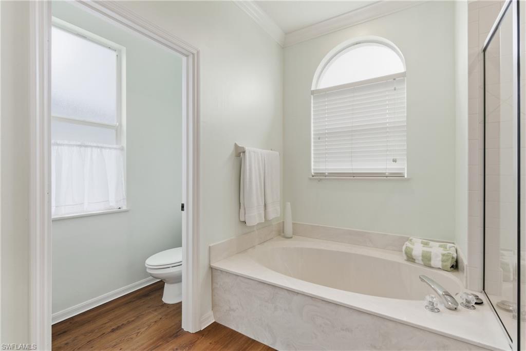 189 Skipping Stone LN, NAPLES