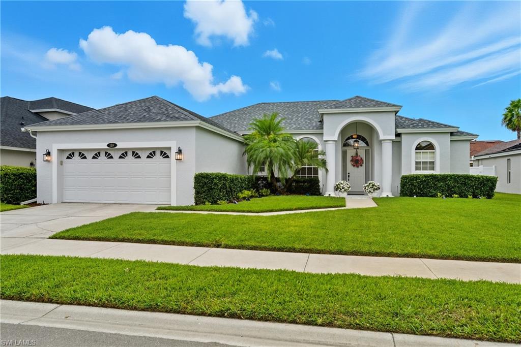 189 Skipping Stone LN, NAPLES