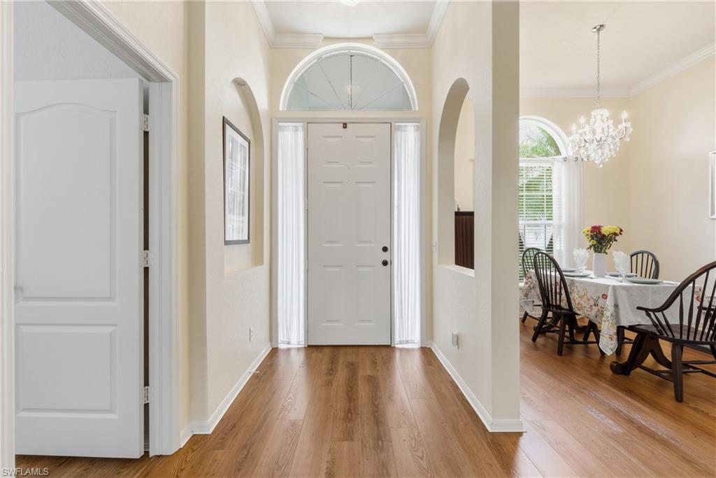 189 Skipping Stone LN, NAPLES