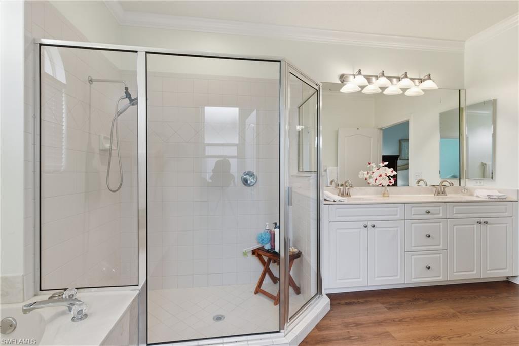 189 Skipping Stone LN, NAPLES