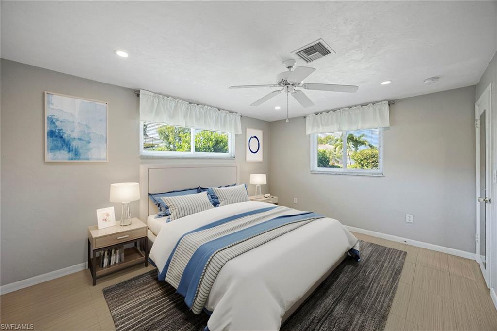 9757 Berkshire ST, NAPLES