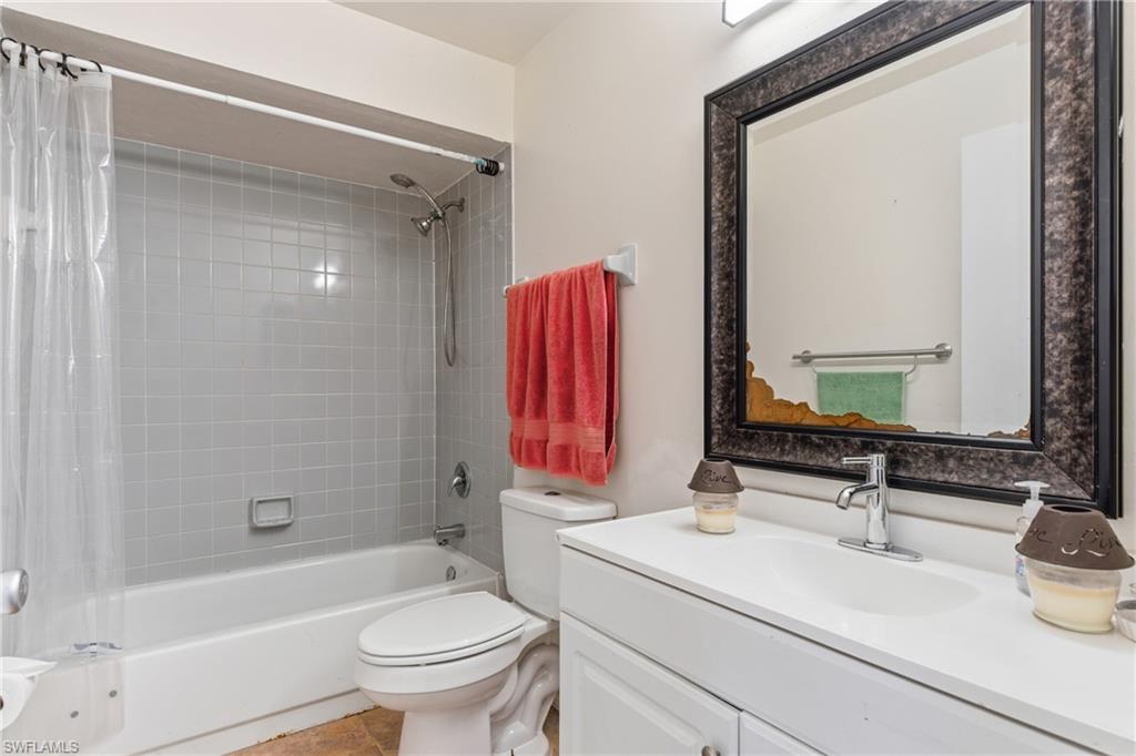 1000 S Alhambra CIR, NAPLES