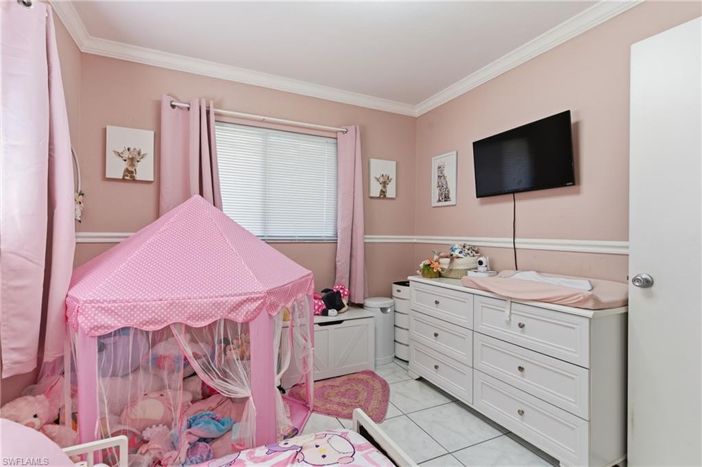 1000 S Alhambra CIR, NAPLES