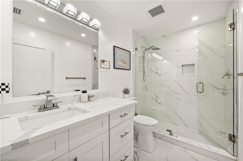 3504 ANTARCTIC CIR S