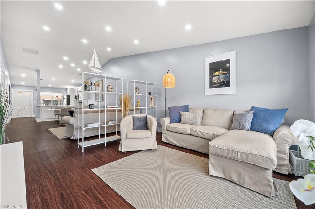 3504 ANTARCTIC CIR S