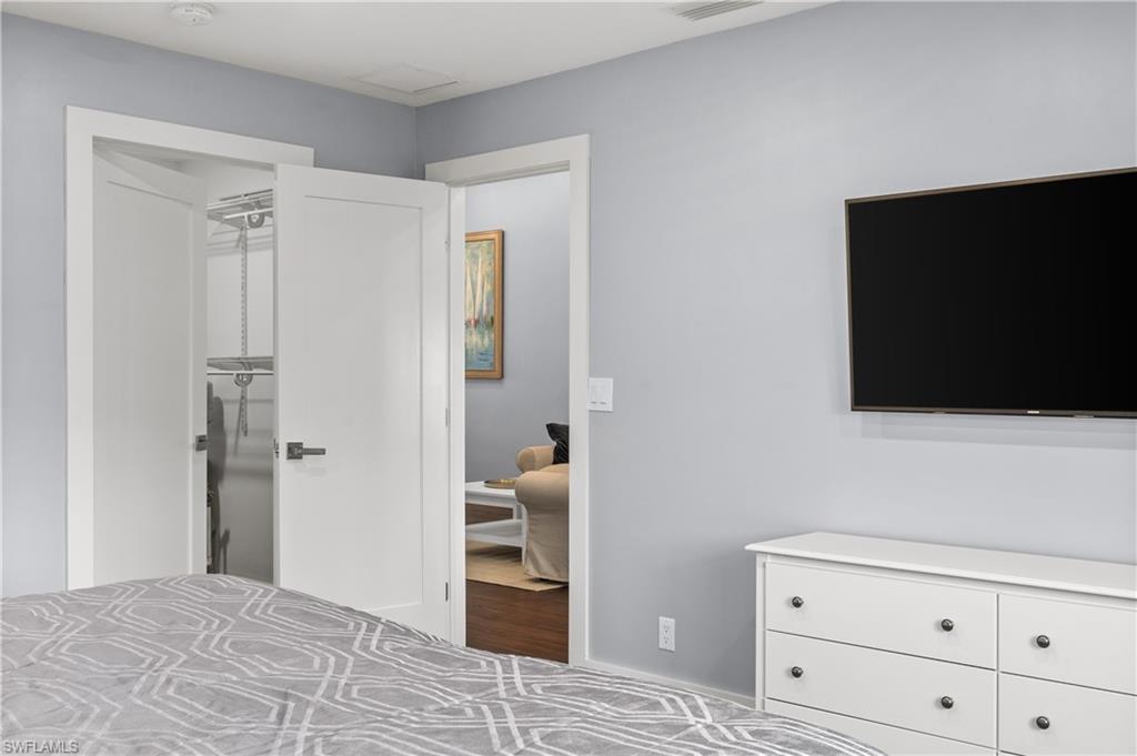 3504 ANTARCTIC CIR S