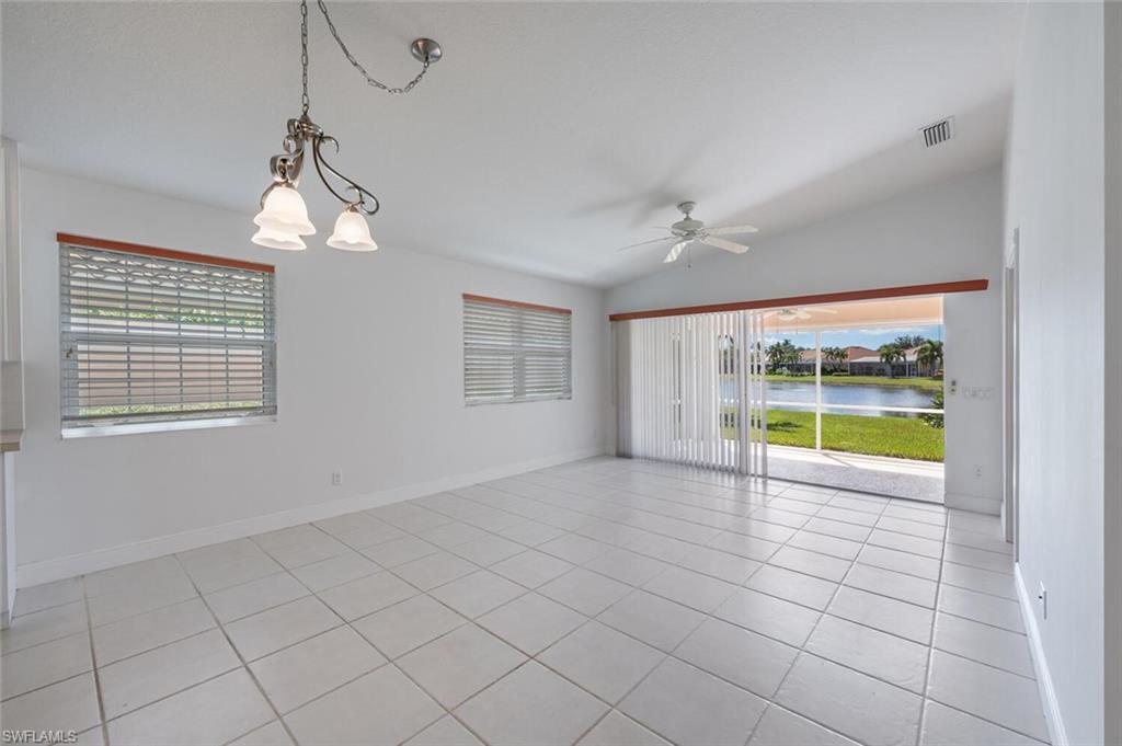 4231 Redonda LN, NAPLES