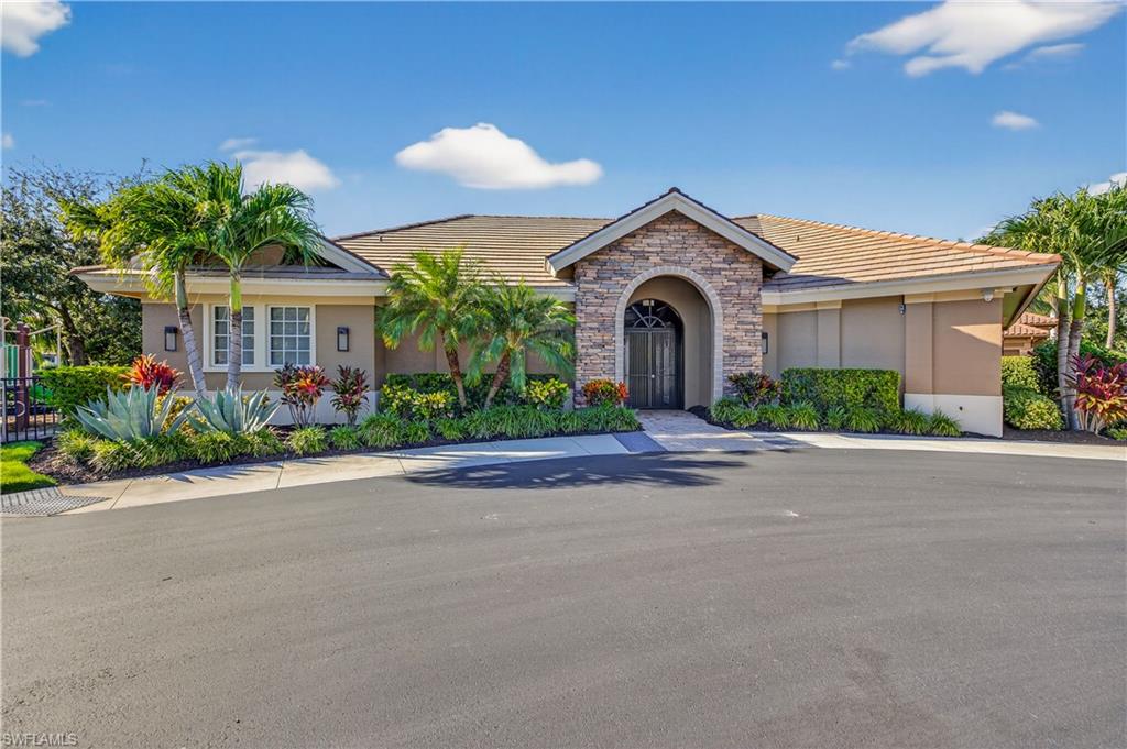 7399 ACORN WAY, NAPLES