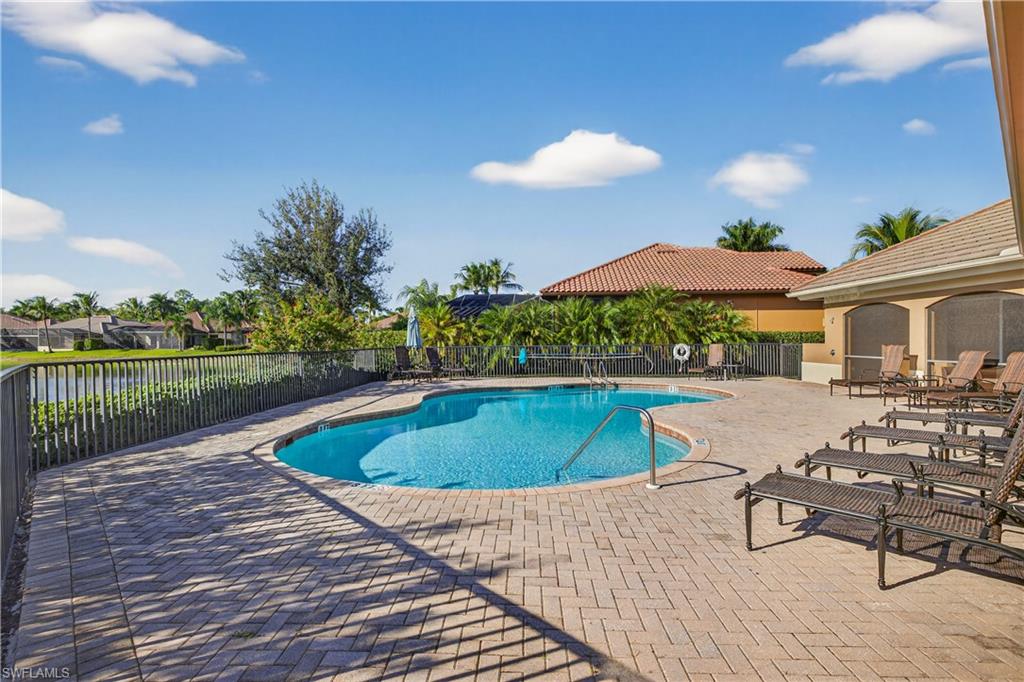 7399 ACORN WAY, NAPLES